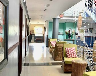 Grande Vista Hotel - Puerto Princesa City - Lobby