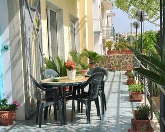 Hotel Pietra Verde - אוטרנטו - מרפסת