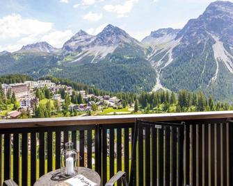 Cristallo Arosa Hotel - Arosa - Balkon