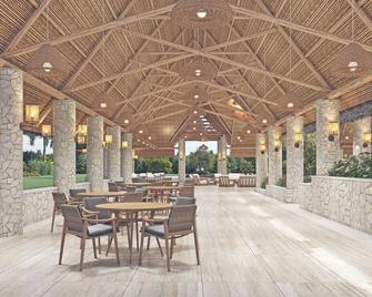 Jaz Amaluna Beach Resort - Adults Only 16+ - Uroa - Patio