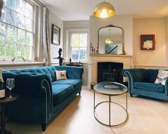 Manor House of Cheshunt- Historic Villa - Cheshunt - Living room