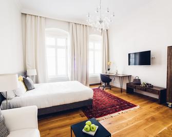 Adele Apartments - Pécs - Camera da letto