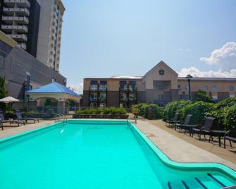 Hôtel Lindbergh Québec - Place Laurier - Quebec - Piscina