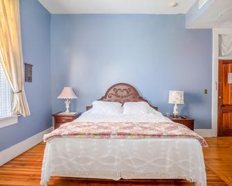 The Belmont Inn By OYO - Abbeville - Bedroom
