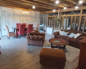 At the gateway to the Périgord, your vacations in the countryside - Saint-Yrieix-la-Perche - Salon
