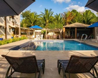 Hotel Amendoeiras - Prado - Basen