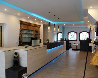 Hotel Wali - Bielefeld - Front desk