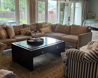 Minutes from Lmu, Arh, And Cumberland Ga - Middlesboro - Вітальня