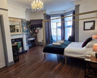 Lilyrose Hotel - Whitby