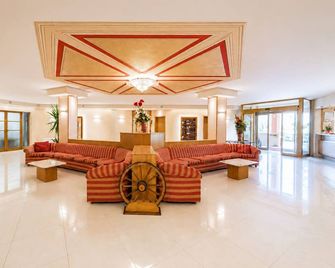 Phi Hotel Pianfei - Vicoforte - Lobby