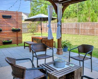 Our Corner Cottage - Aiken - Veranda