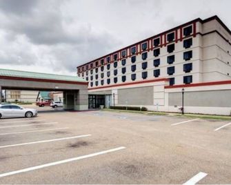 سيجنيتشر هوتل - جاكسون - مبنى