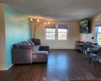 Jonathan Edwards Motel - Dennis Port