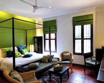 Luang Prabang Nagara Villa River View - Luang Prabang - Bedroom