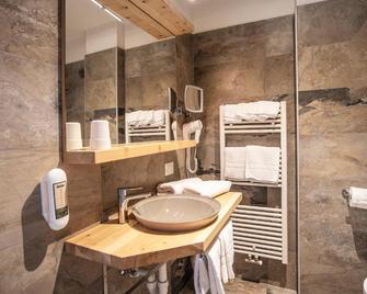 Agriturismo Al Maniero - Trento - Bathroom