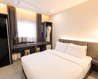 Giverny Hotel - Gyeongju
