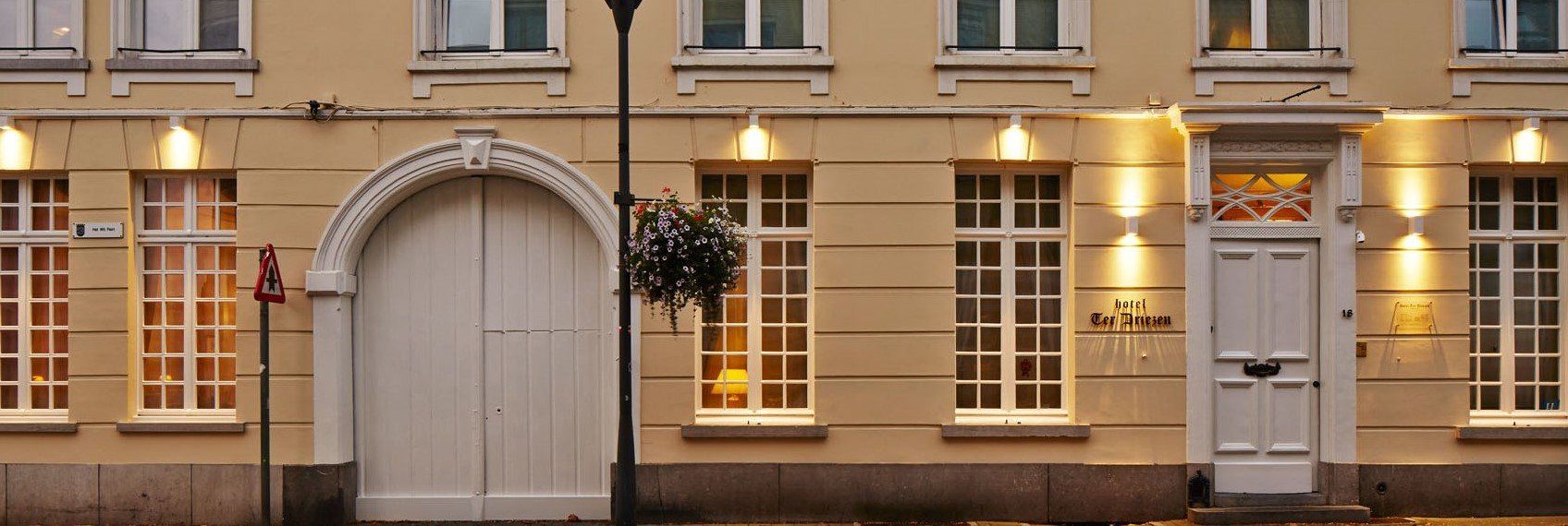 Hotel Ter Driezen - Turnhout - Building