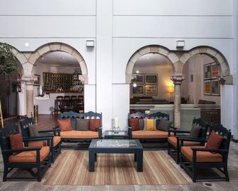 San Agustin El Dorado - קוסקו - טרקלין