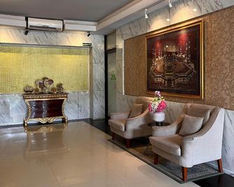 Hotel Mekkah Banda Aceh - בנדה אקה - לובי