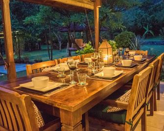 Villa Bukit Kaja Kauh - Gerokgak - Dining room