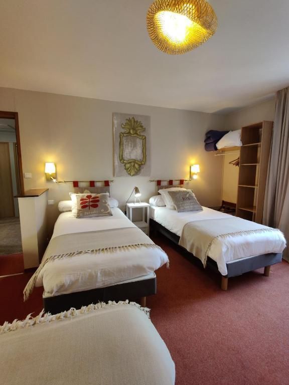 Hôtel Moderna - שרבור-אוקטביל - חדר שינה