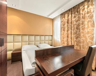 B&b Hotel Linz City-Ost - Linz - Yatak Odası