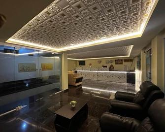 Mps Sai Palace - Tiruvannāmalai - Лоббі