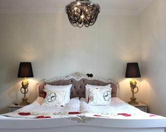 Brook Hotels Arlanda - Rosersberg - Bedroom