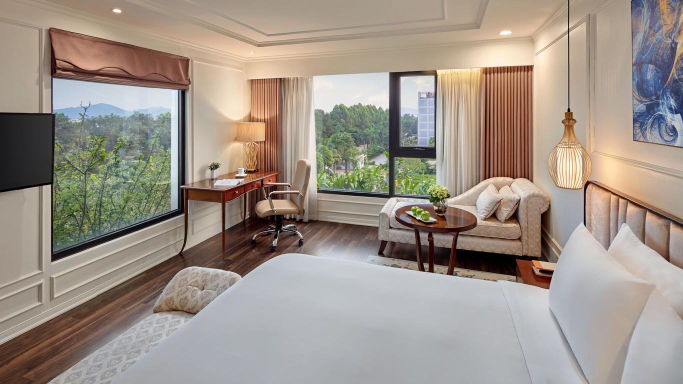 Ravatel Luxury Hotel Bac Giang