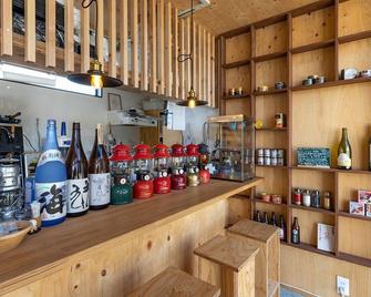 Iwado Base - Iwami - Bar