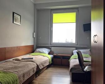 Premium Hostel & Bistro - HostelPremium pl - Mielec - Ložnice