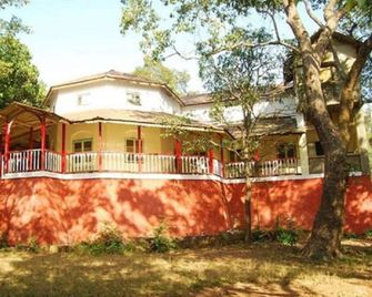 Westend Hotel - Matheran - Будівля