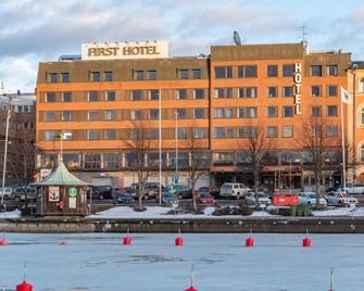 First Hotel Stadt - Härnösand - Gebouw
