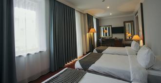 Hotel Intourist Palace Batumi - באטומי - חדר שינה