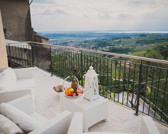 B&B Boutique Osteria Della Pieve - Sant'Ambrogio di Valpolicella - Balcone
