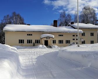 Vanhan Koulun Majatalo-Old School Guest House - Koli - Edificio