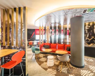 Ibis Barcelona Castelldefels - Castelldefels - Building