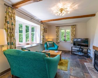 The Annexe Yew Tree Cottage In Quiet Location Near The Beautiful City Of Bath - Bristol - Living room