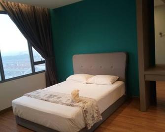 Glad to welcome you! This is entire apartment with 2 rooms, 2 bathrooms. - Subang Jaya - Bedroom