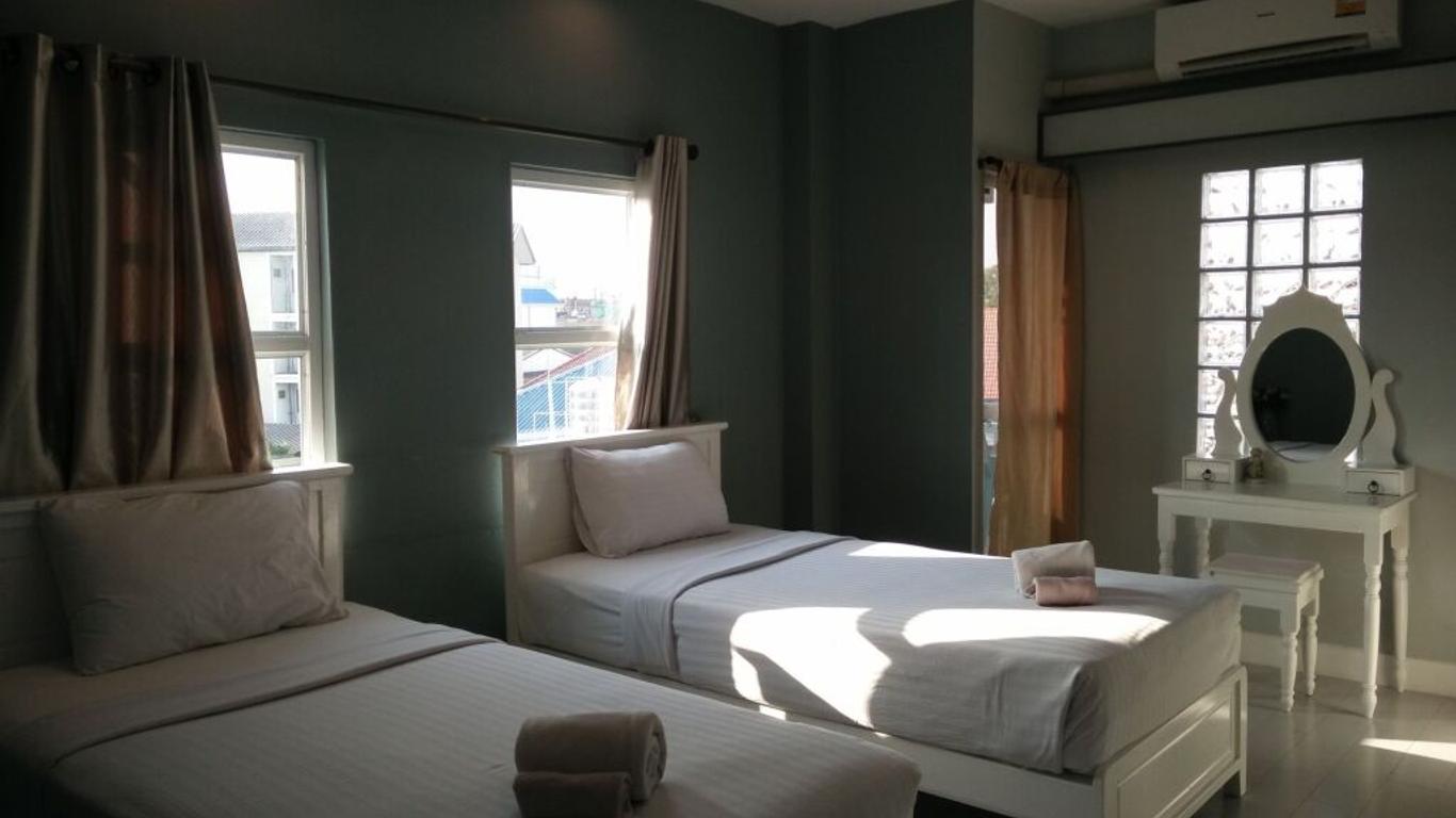 The Guest Chang Moi Boutique Hotel