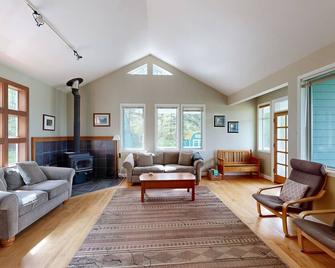 Spacious, Modern House with Stunning Bay Views - Lopez Village and Marina - Lopez Island - Living room