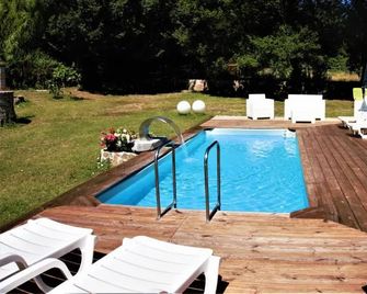 B&B Donna Maja - San Severino - Zwembad