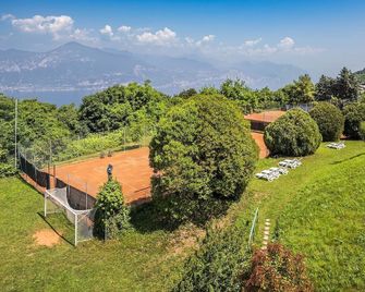 Park Hotel Jolanda - San Zeno di Montagna - Outdoors view