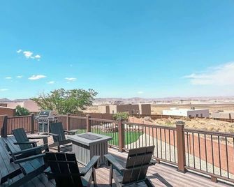 The Hideaway - 50 Mile Views Sleeps 8 Big Garage - Page - Balkon