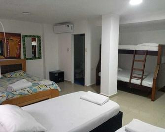 Hotel Interamericano - Barranquilla - Schlafzimmer
