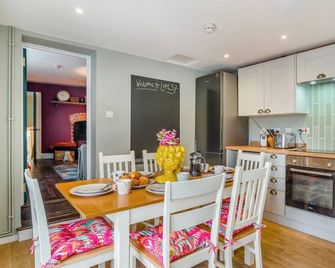 3 Bed in Wotton-under-Edge oc-l33488 - Wotton-under-Edge