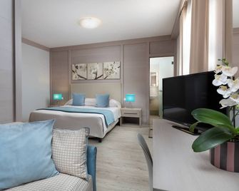 La Quiete Park Hotel - Manerba del Garda - Makuuhuone