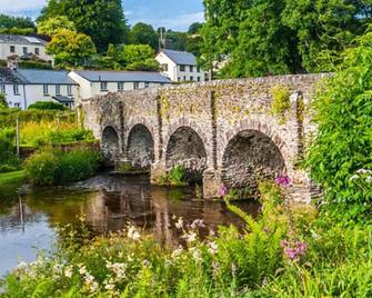 The Royal Oak Inn - Minehead - Будівля