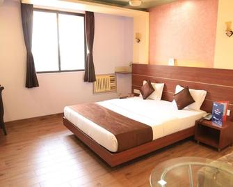 Panvel Palace - Panvel - Bedroom