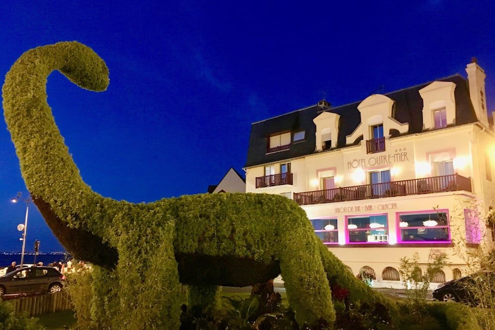 أوتل أوتر مير